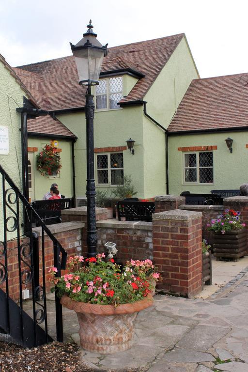 The Green Man Stanford Southill Luaran gambar