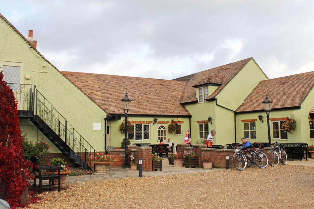 The Green Man Stanford Southill Luaran gambar